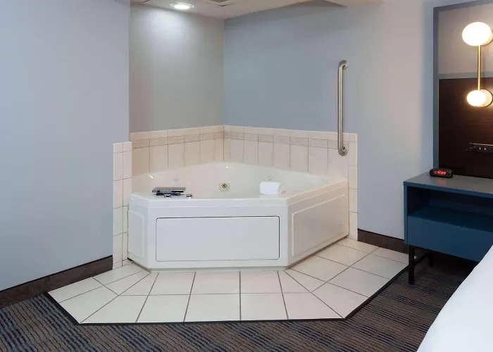 Hotel Americinn By Wyndham 3*
