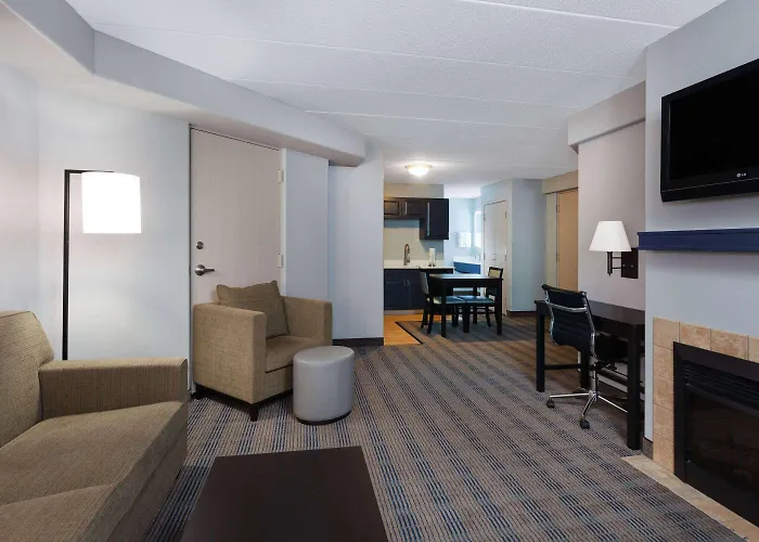 Americinn By Wyndham Hotel