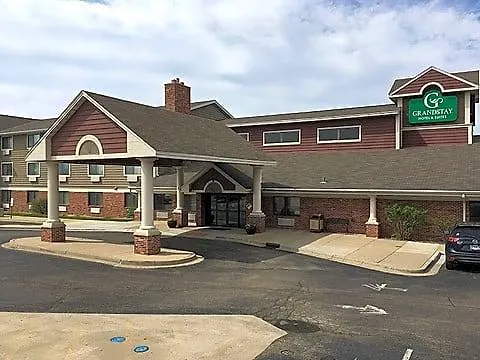 Americinn By Wyndham Hotel